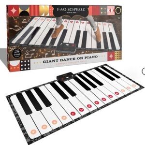 FAO Schwarz Interactive Black and White Piano Mat